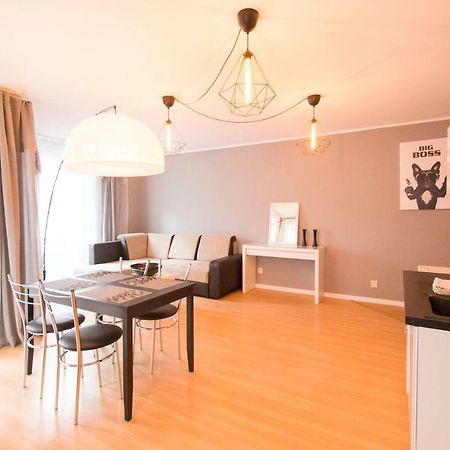 Wroclove Apartments Self Check-In Breslavia Esterno foto
